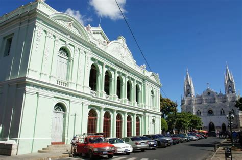 Santa Ana - El Salvador | Travelwider