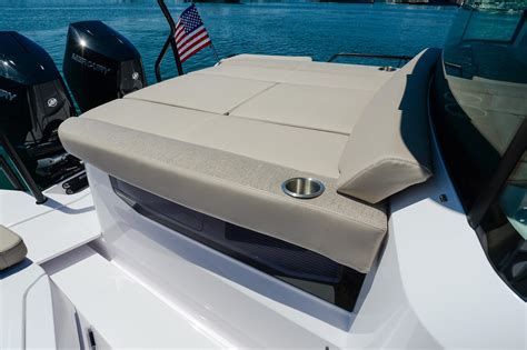 Axopar Xc Cross Cabin Aft Cabin Centre Console For Sale