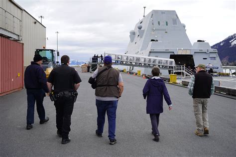 USS Zumwalt docks in Seward on way to exercises | Peninsula Clarion