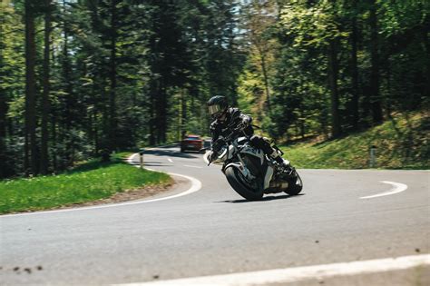 Hyper Naked Bike Vergleich 2021 BMW S 1000 R