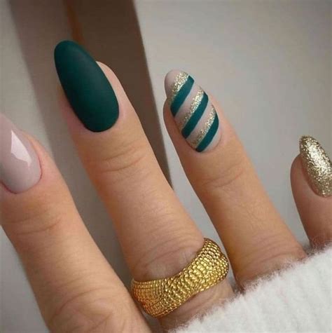 Diseños De Uñas Nude Con Verde IDEAS E IMÁGENES