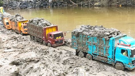 JALAN TEREXTRIMRC DAM TRUK HINO FUSO TRONTON BERMUATAN LUMPUR