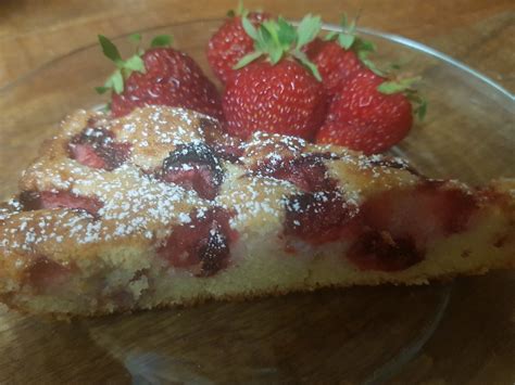 Strawberry Almond Tart — Zosia Culinary Adventures