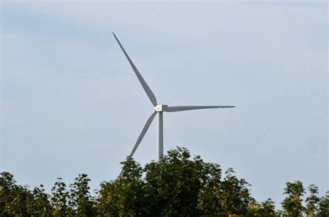 la ville de liege et ses quartiers les éoliennes derrière chez moi