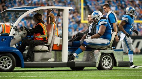 LaAdrian Waddle injury: Lions RT out for season - Pride Of Detroit