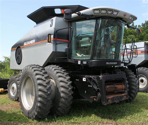 2003 AGCO Gleaner R75 RWA combine in St. Joseph, MO | Item A3733 sold ... 