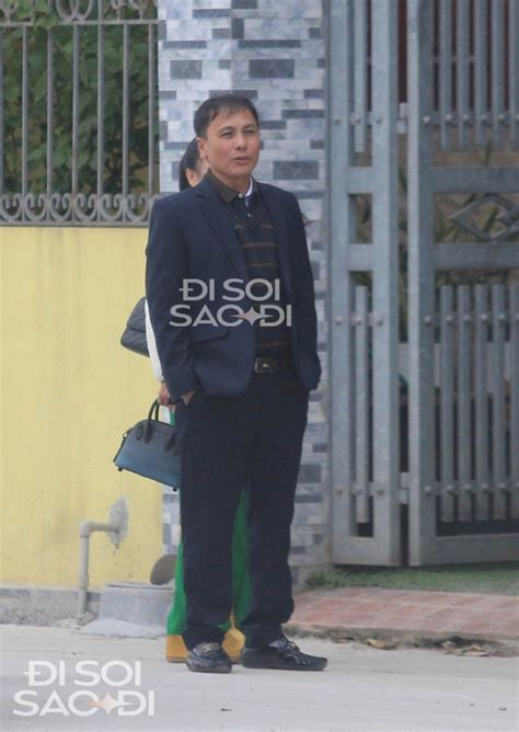 HOT Quang Hải cùng gia đình xuất hiện tại nhà Chu Thanh Huyền bắt đầu buổi lễ dạm ngõ