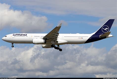 D AIKQ Lufthansa Airbus A330 343 Photo By Richard Dragon ID 987896