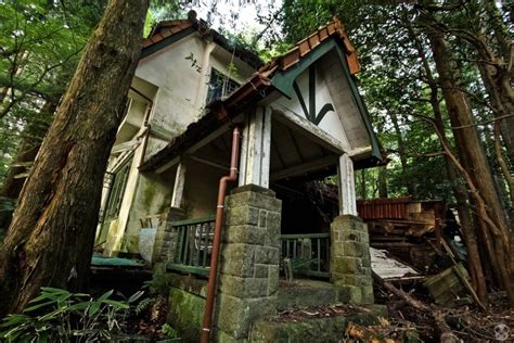 The Abandoned Royal House 華麗なる一族の廃墟 廃屋 洋館 華麗