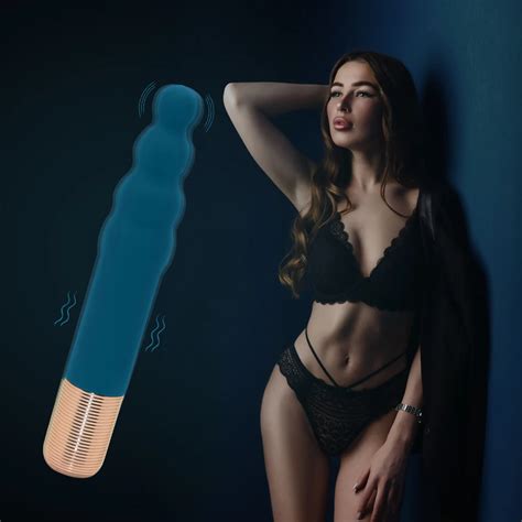Factory Direct Hot Sales Body Massage Stick Magnetic Charging Self Sensing Av Vibrator Water