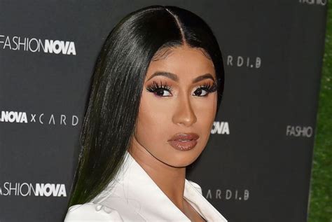 Cardi Bs Twerking Videos That Got The Internet Talking Abtc