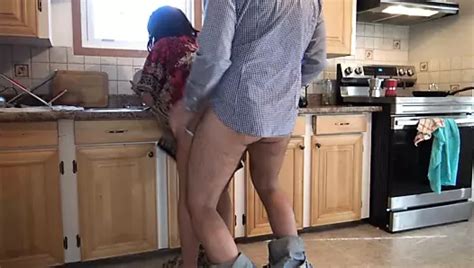 Nighty Sex in der Küche von Dever xHamster