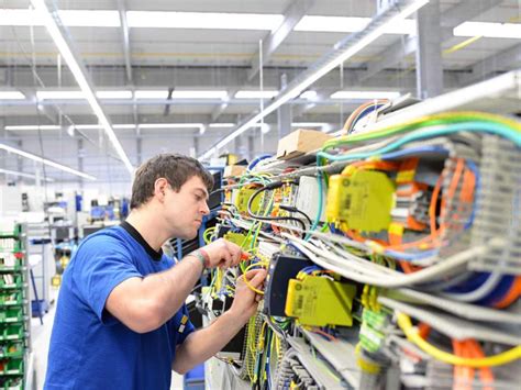 Auftragseing Nge In Der Deutschen Elektroindustrie Legen Kr Ftig Zu