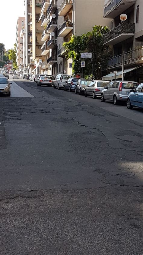 Catania sempre più degrado in via Caronda dimenticata dal Comune La