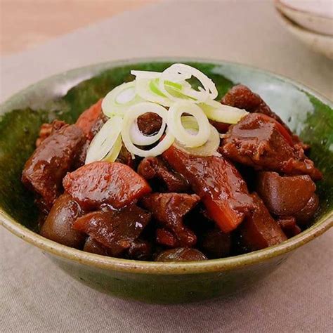 とろとろ♪ 牛すじのこってり味噌煮込みのレシピ動画・作り方 | デリッシュキッチン | レシピ | レシピ, 味噌煮込み, クッキング
