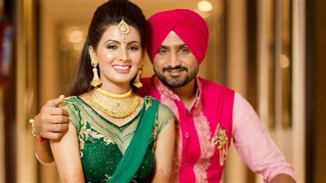 Harbhajan Singh wife (Geeta Basra) | Love Story | Marriage | Kids ...