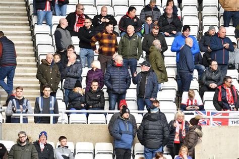 79 fantastic photos of passionate Sunderland fans as 40,922 watch ...