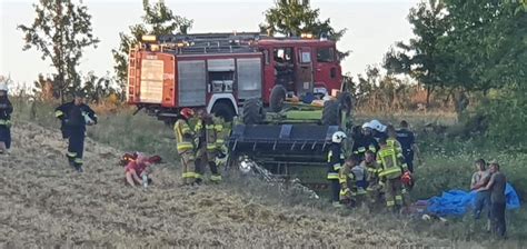 Śmiertelny wypadek podczas prac polowych Kierujący stracił panowanie