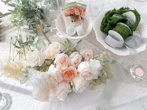 DIY FLORAL CENTREPIECES WITH WEDDINGSTAR