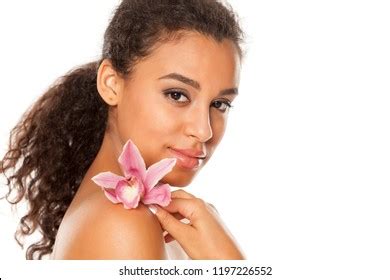 imágenes de Latina portrait nude Imágenes fotos y vectores de stock Shutterstock