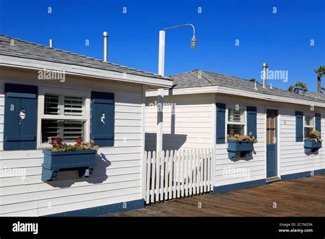 Cottages on Crystal Pier, Pacific Beach, San Diego, California, USA ...