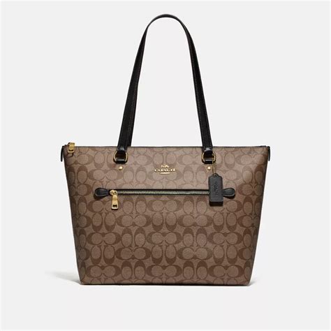 Coach® Outlet Gallery Tote In Signature Canvas