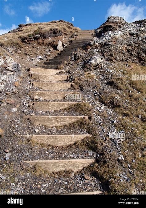 Steps Up Cliff Hi Res Stock Photography And Images Alamy