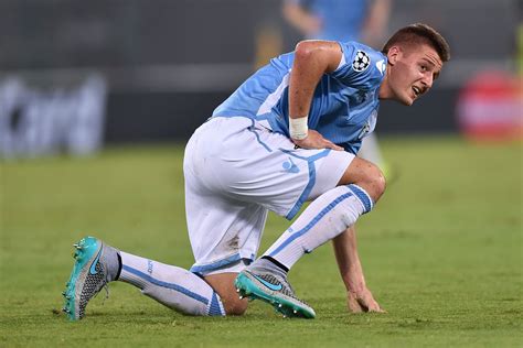 L umiltà di Milinkovic il laziale manda gli auguri al piccolo Ibrahim