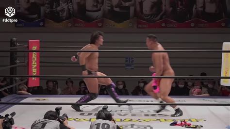 Japanese Wrestler Showing His Ass During Match ThisVid