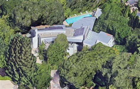 Billionaire Omid Kordestani Spends $13.5M for House Next Door in ...