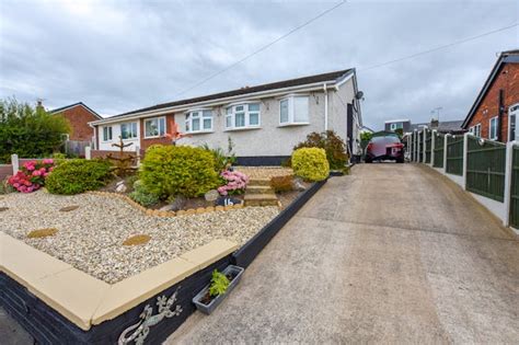 3 Bedroom Semi Detached Bungalow For Sale In Hillside Road Penyffordd