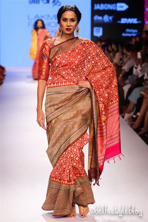 Gaurang Shah LFW AW15 Samyukta Varanasi Handloom Desi Clothes Lakme