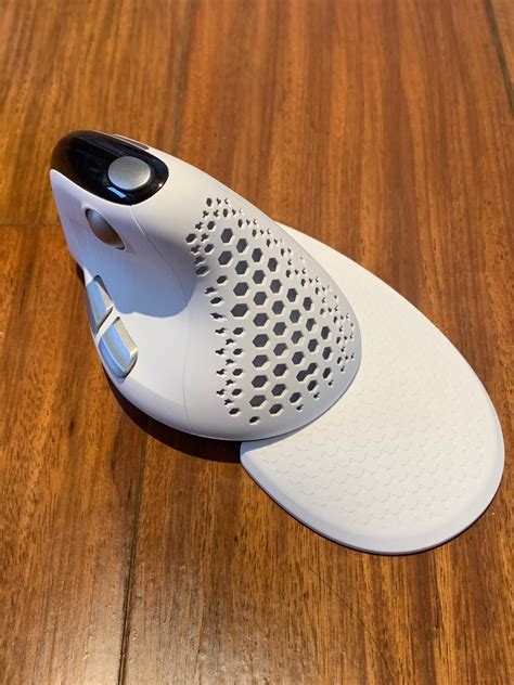 Delux Seeker Ergonomic Mouse M618XSD, Computers & Tech, Parts ...