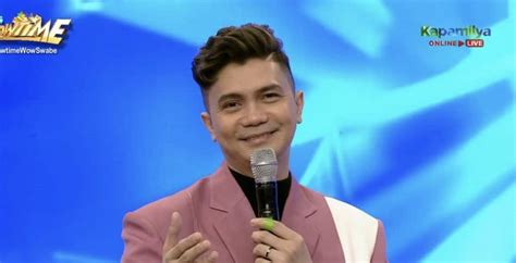 Vhong Navarro Returns to "It's Showtime"