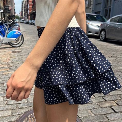 Brandy Melville Izzy Floral Mini Skirt Depop