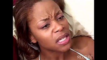 Gatito Es Atrapado Por Enano XVIDEOS