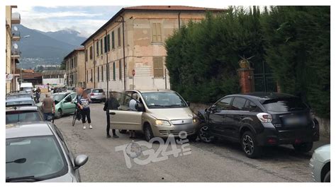 ULTIMORA Sora Incidente In Via SantAmasio Cinque Auto Coinvolte