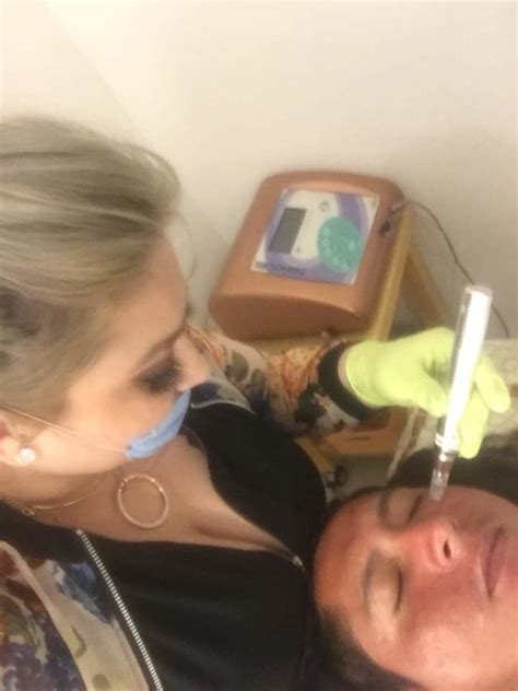 Doctora Chichona Hermosos Pezones Milf Big Boobs Hot Mature Porn Pictures XXX Photos Sex