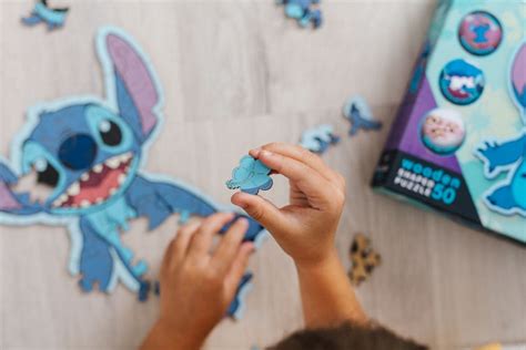 Lilo Stich Puzzle Drewniane 50 elementów Trefl 5 Eco zabawki pl