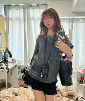 Olivia Sun Olisunvia Oliviaspark Nude Onlyfans The Fappening Plus