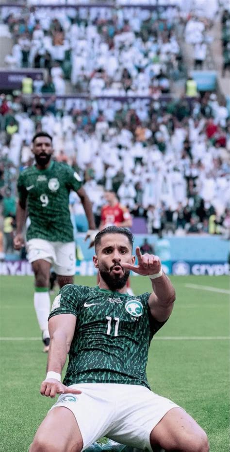 صالح الشهري القناص 💪🇸🇦 Soccer Players Fcb Wallpapers Football