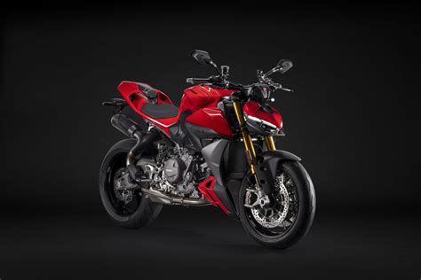 Ducati Streetfighter V Brings A New Engine To The World Of Naked Bikes Autoevolution