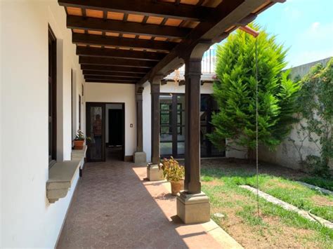 Casa En Venta En Santa Luc A Milpas Altas Sacatep Quez U D