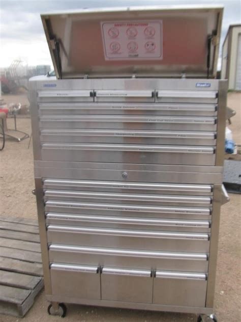 Steeltek Stacking Stainless Steel Toolboxes Live And Online Auctions