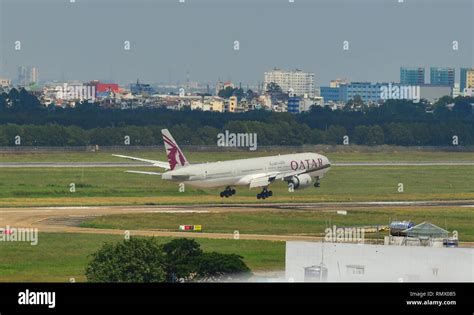 Saigon Vietnam Nov A Boeing Er Airplane Of Qatar