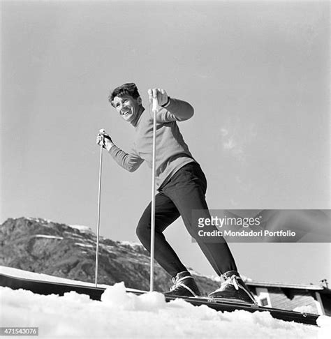 Walter Bonatti Photos And Premium High Res Pictures Getty Images