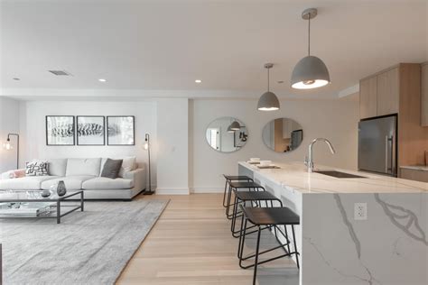 Luxury Lincoln Park Apartments: The Best of The Best - Luxury