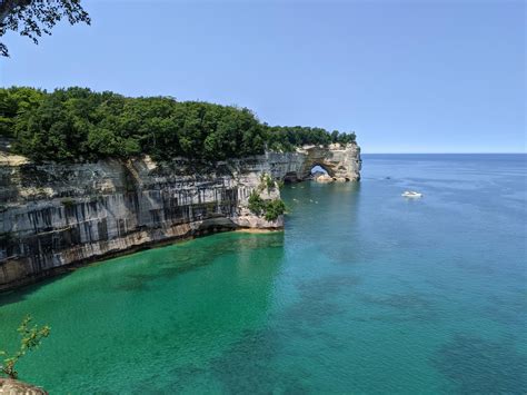 🔥 Pictured Rocks National Lakeshore | Scrolller