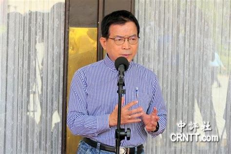 马英九表态挺蓝白全民调 蓝委意见分歧