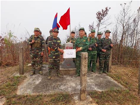 Vietnam-Lao joint border patrol held - VNA Photos - Vietnam News Agency ...